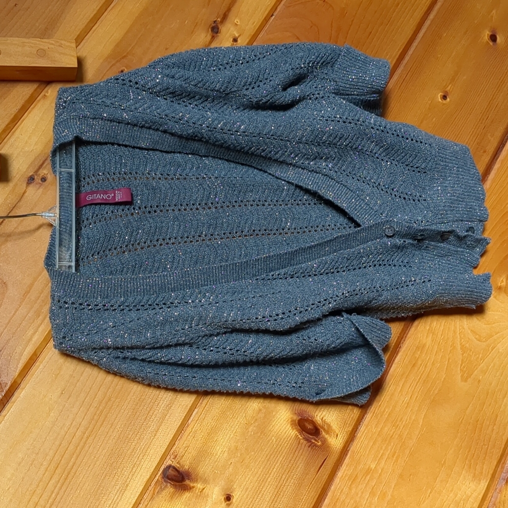 Grey and silver shrug Gitano size medium